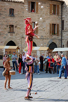 Ingrandisci