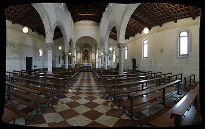 Ingrandisci