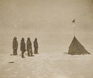 La prima foto della conquista del Polo Sud